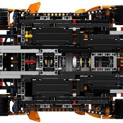 LEGO Technic 42083 Bugatti Chiron
